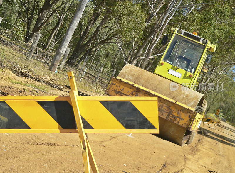 澳大利亚内陆公路施工用黄土搬运机械