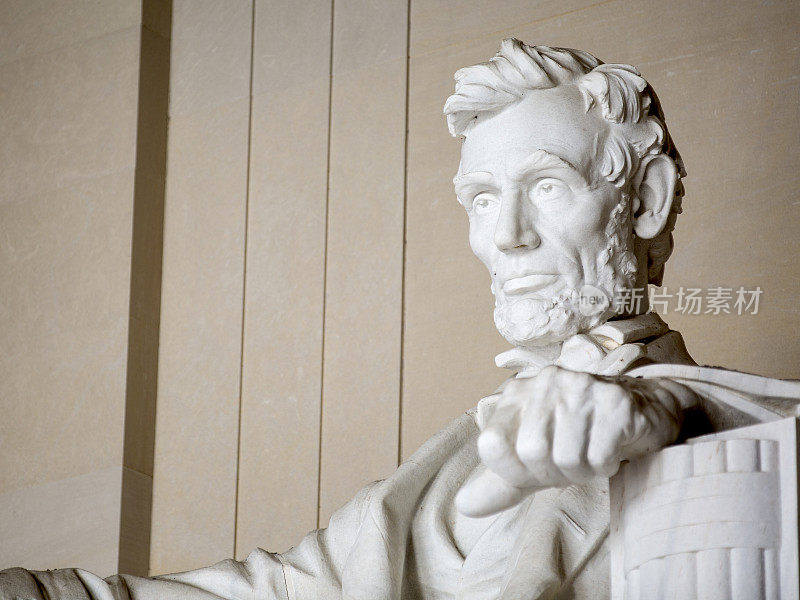 林肯纪念堂雕像