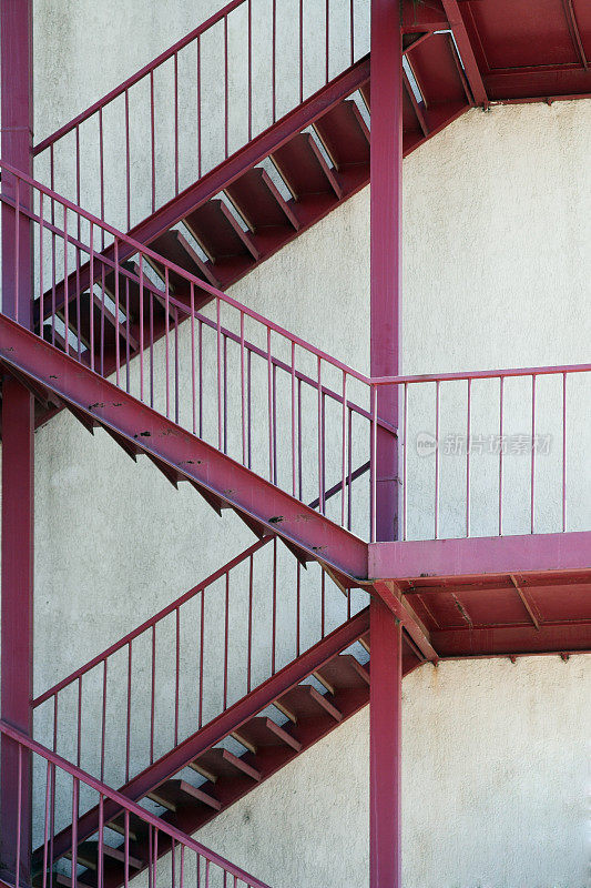 金属楼梯