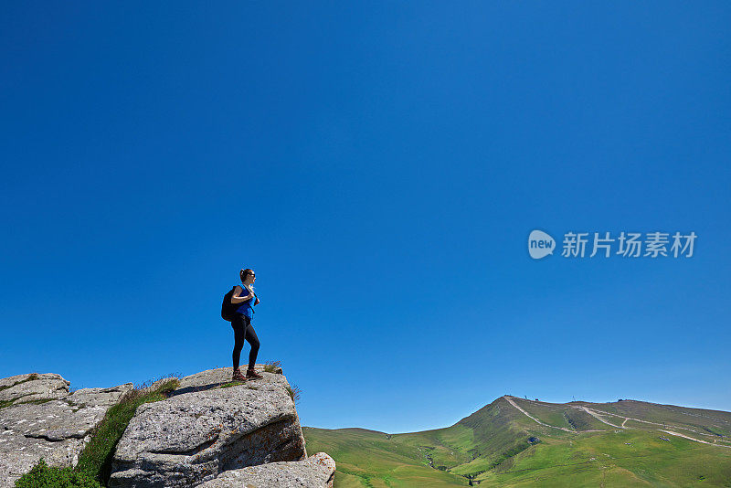 自由和夏日景色