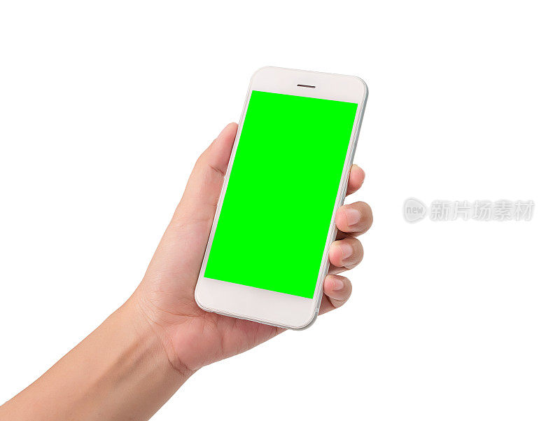 女人手拿着一个现代手机与空白的绿色屏幕隔离在白色背景与剪切路径。空白的绿色屏幕放你自己的信息