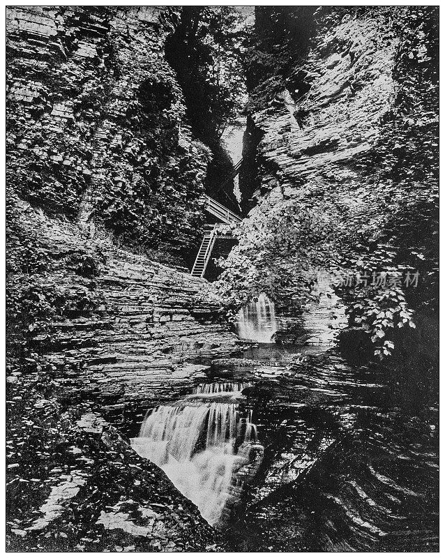古董黑白照片:沃特金斯峡谷州立公园