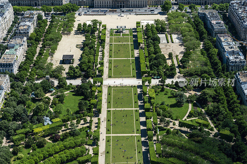 鸟瞰图战神广场在巴黎