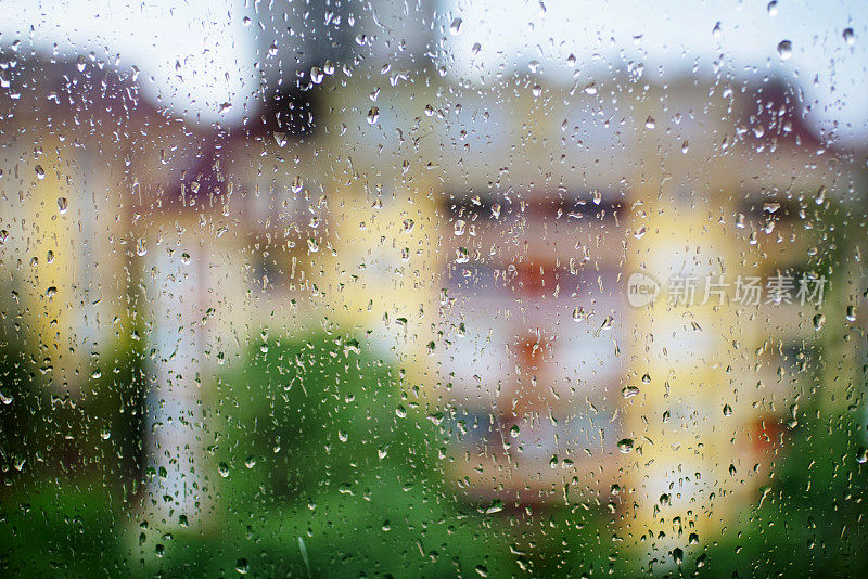 多雨的天气