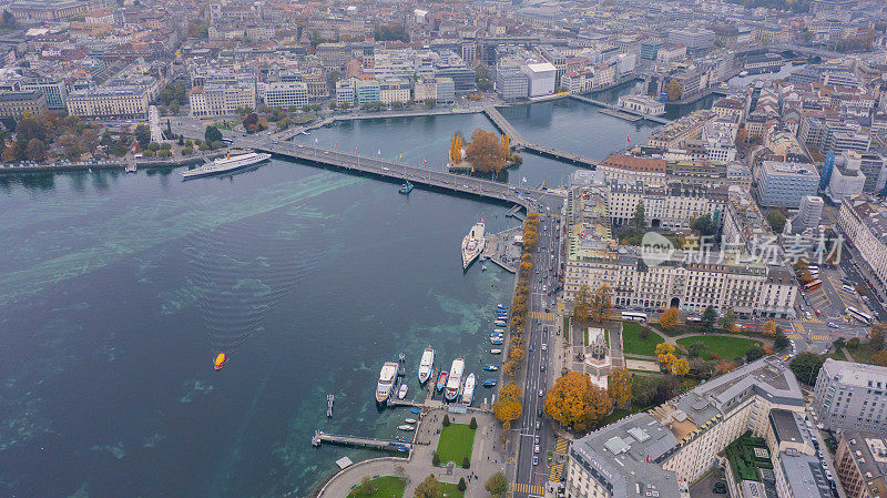 无人机鸟瞰瑞士日内瓦市中心，鸟瞰日内瓦和日内瓦湖沿岸的港口