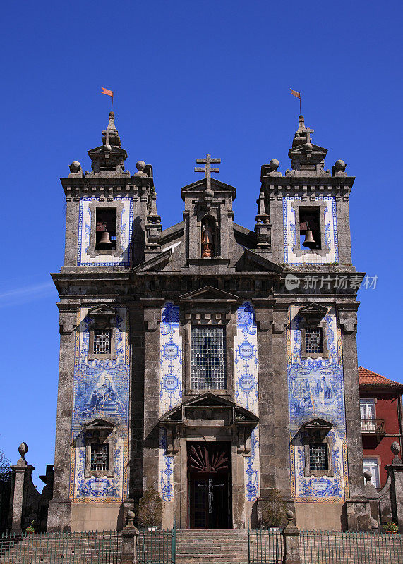葡萄牙波尔图的圣伊尔德方索教堂。