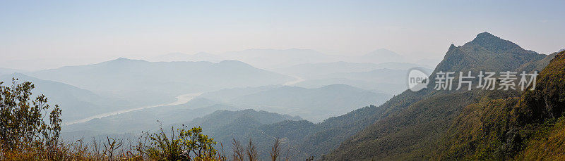 泰国北部的巴当山。