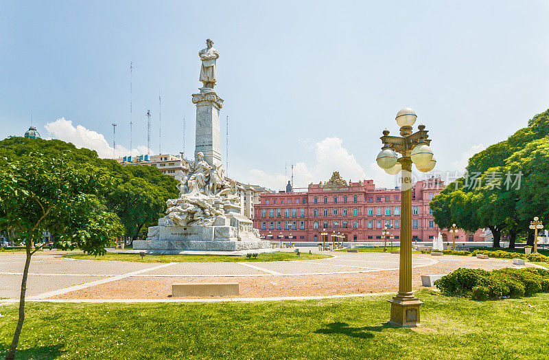 克里斯托弗·哥伦布纪念碑和布宜诺斯艾利斯的罗莎达之家