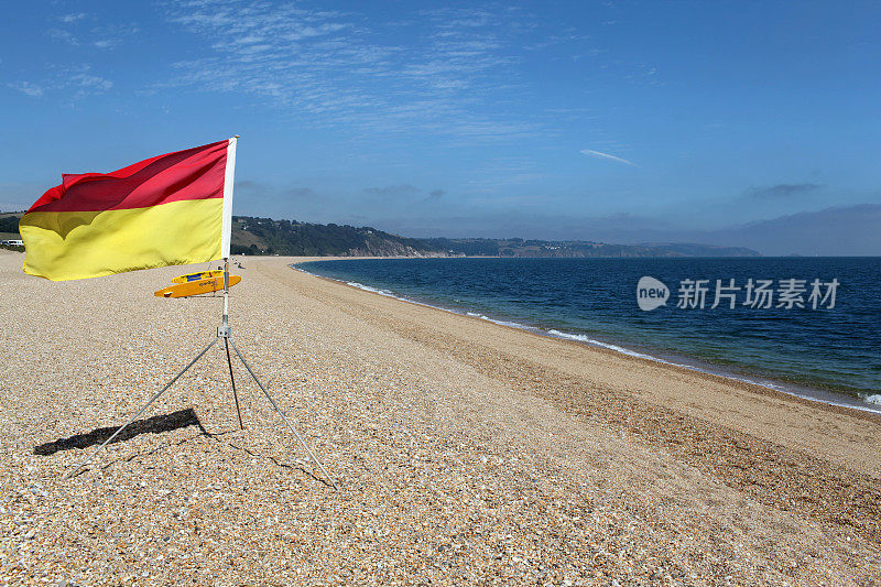 斯拉普顿莱斯海滩