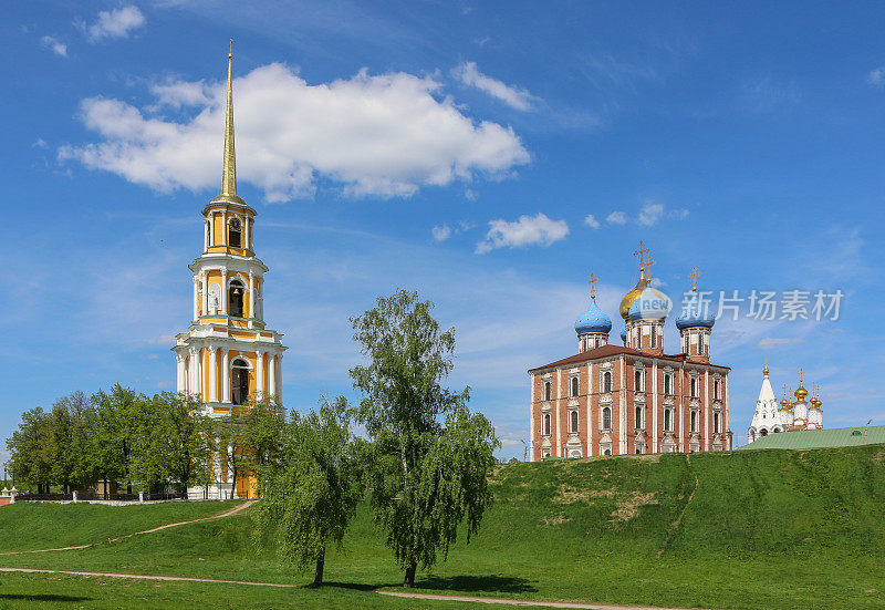 神奇的风景与俄罗斯克里姆林宫在夏天梁赞