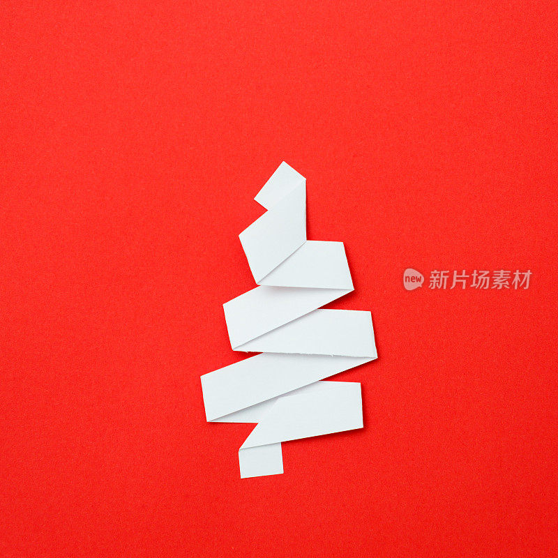 纸做的圣诞树