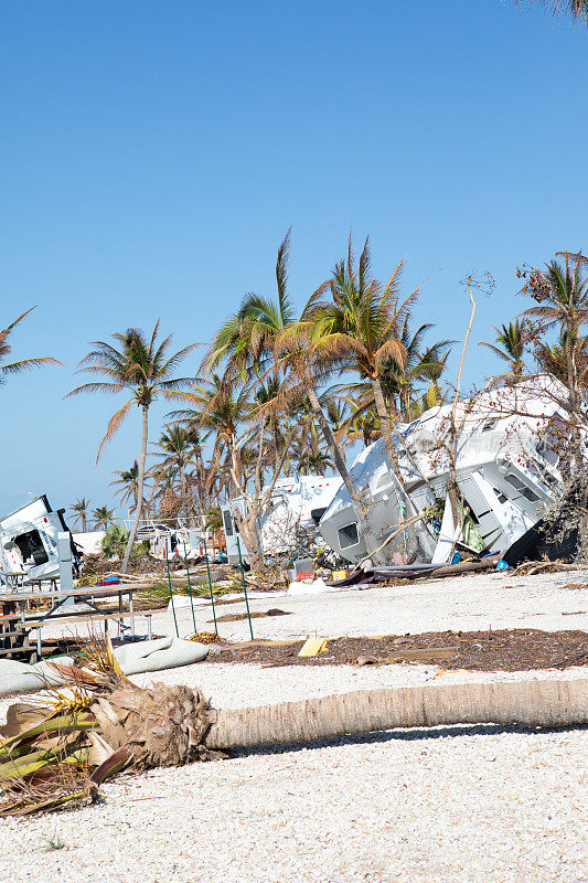 飓风过后，大松岛的拖车公园被毁