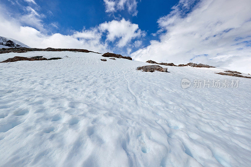 雪山，天堂湾，南极洲