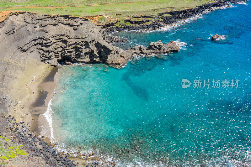 无人机的绿色沙滩，大岛，夏威夷