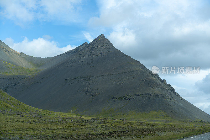 冰岛1号公路周围美丽的风景。