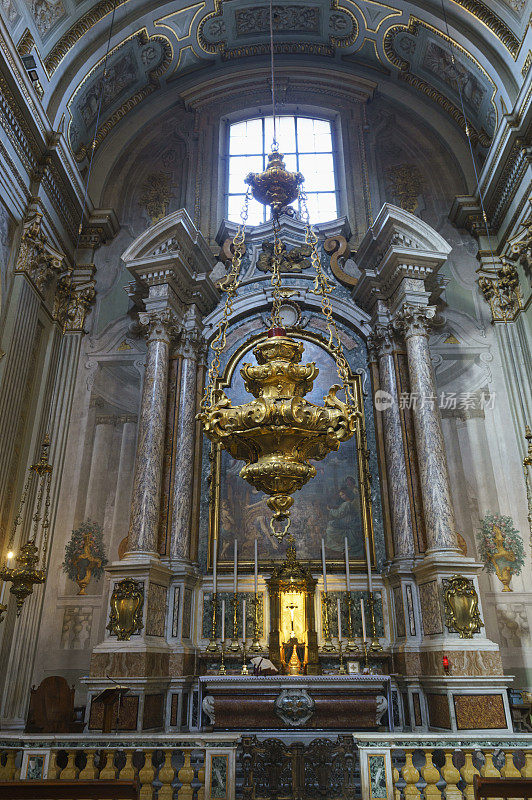 意大利圣彼得罗的博洛尼亚大教堂内部