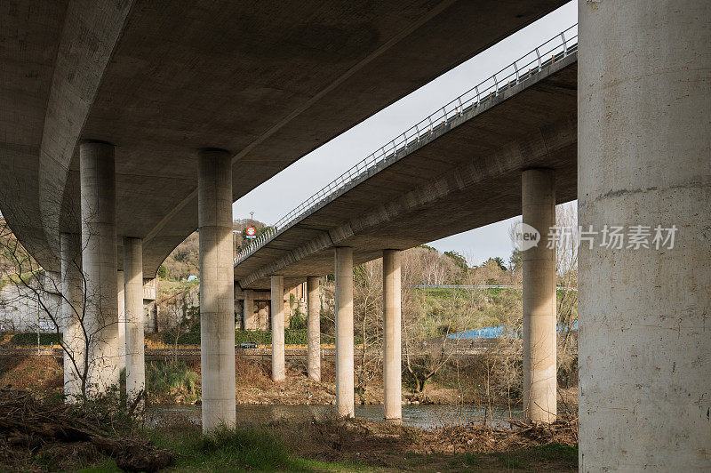 公路桥梁