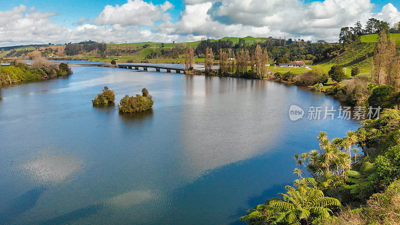 令人惊叹的鸟瞰怀卡托河在春天的季节，北岛-新西兰