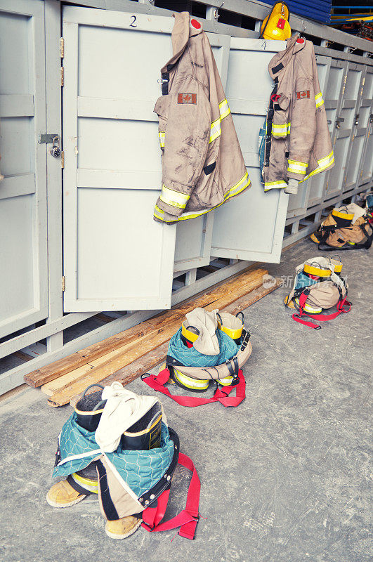 消防员储物柜