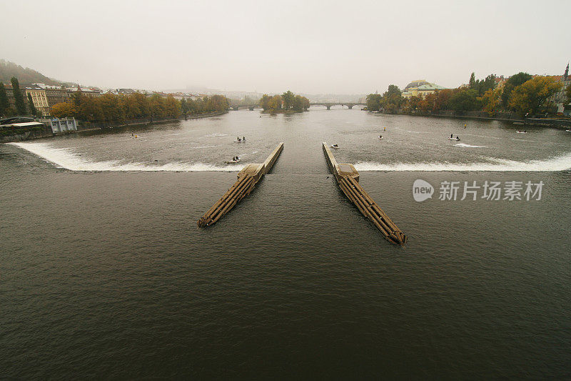 伏尔塔瓦河河,布拉格