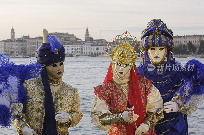 威尼斯大运河的三个面具(XXL)