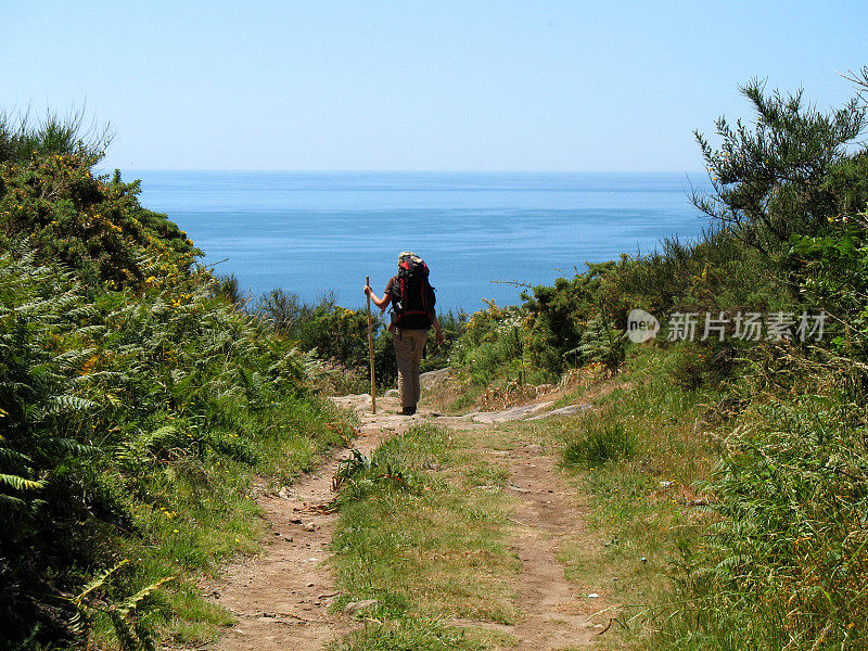 徒步去海边