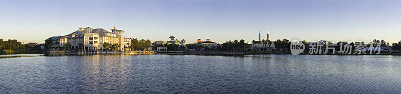 佛罗里达田园诗般的湖滨小镇金色的日出全景庆祝