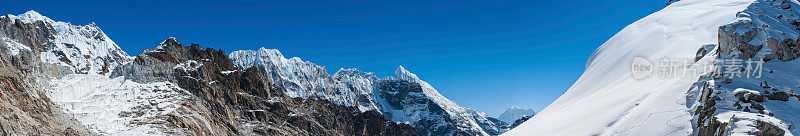 壮观的山峰，冰川和雪峰，喜马拉雅山尼泊尔