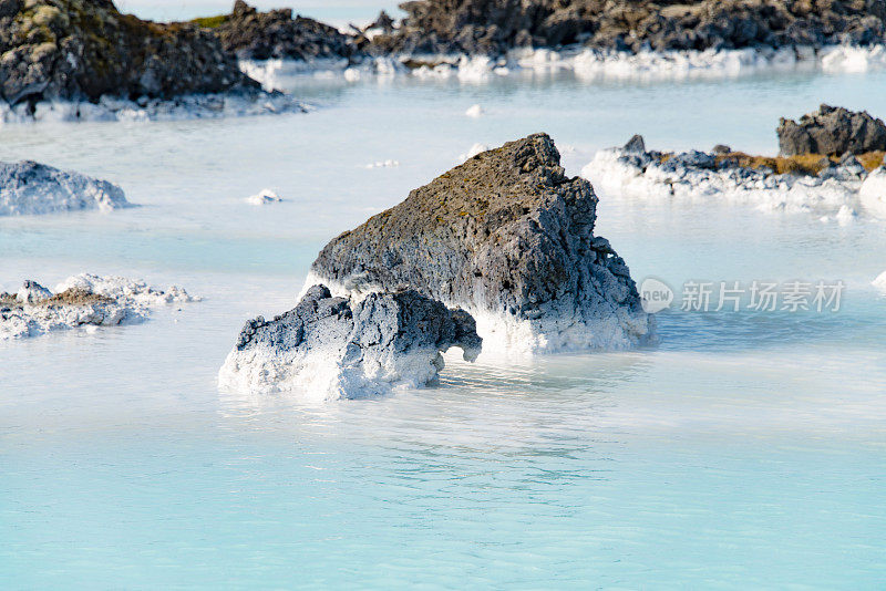 冰岛的天然温泉