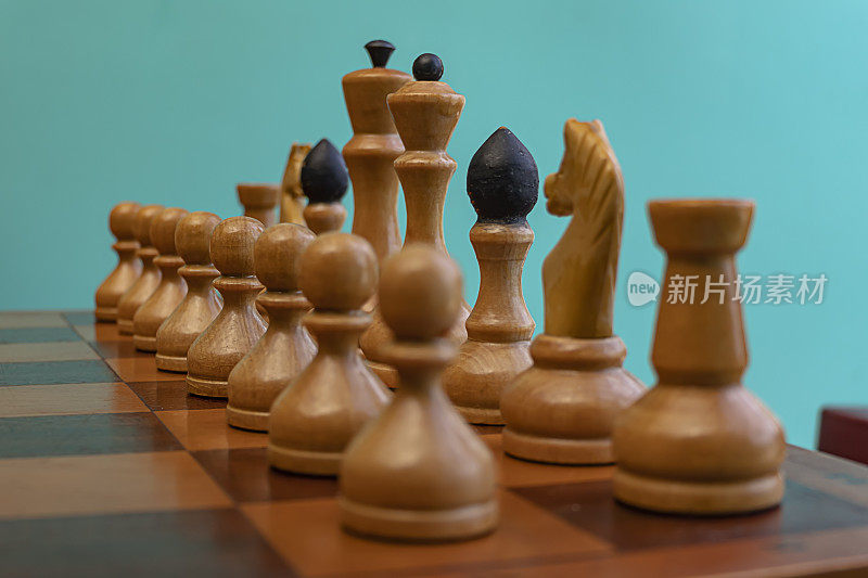 现代棋盘