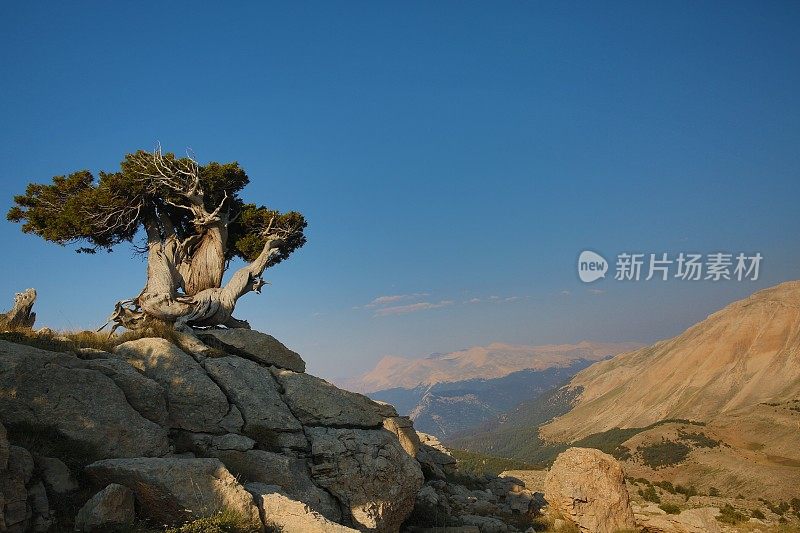 土耳其安塔利亚的黄昏山景