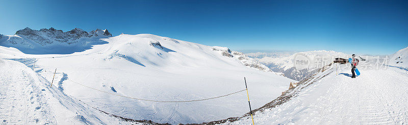 滑雪胜地