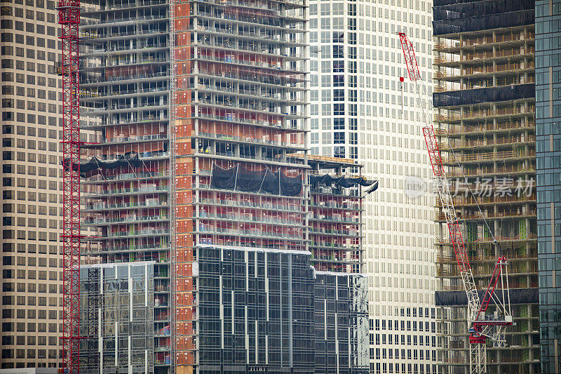 洛杉矶摩天大楼起重机施工
