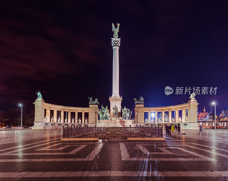 匈牙利布达佩斯英雄广场纪念碑