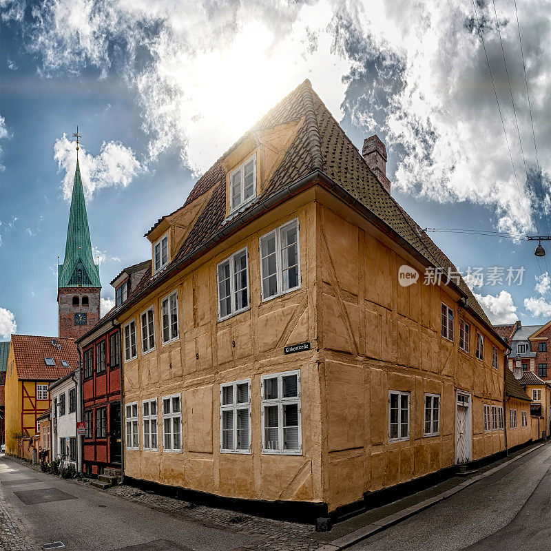 丹麦赫尔辛格镇的一座非常古老的建筑