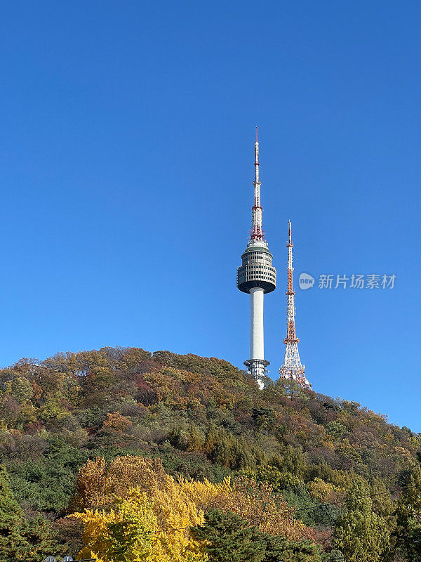 秋天的首尔南山塔