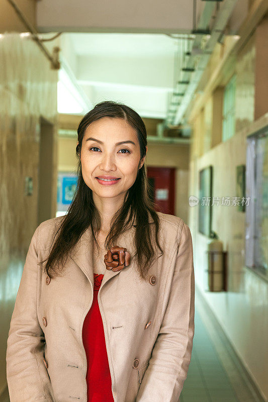 女中文教师肖像，香港，中国，亚洲