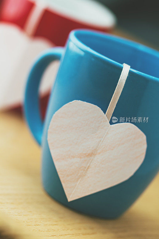 情人节茶和咖啡杯