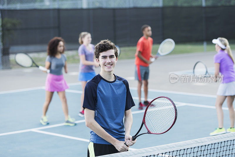 网球诊所的青少年