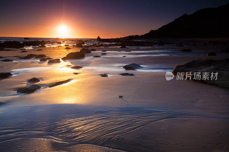 加州日落海滩景观