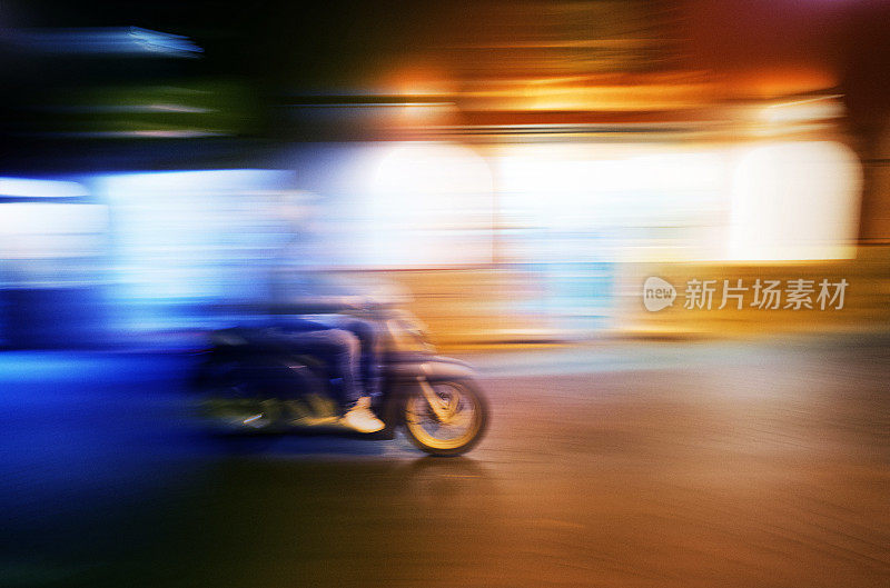 运动模糊踏板车