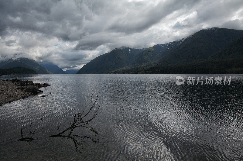 Alouette湖，枫树岭，BC，加拿大