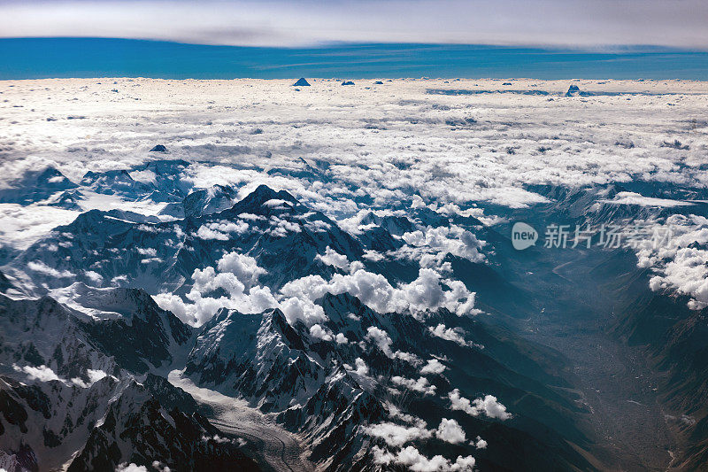 鸟瞰图巴基斯坦山脉，K2，巴基斯坦，喜马拉雅山，中亚