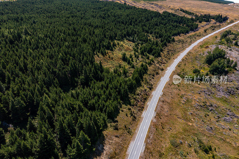 普卡基湖和南阿尔卑斯山，库克山路，本奥豪，新西兰80号州公路