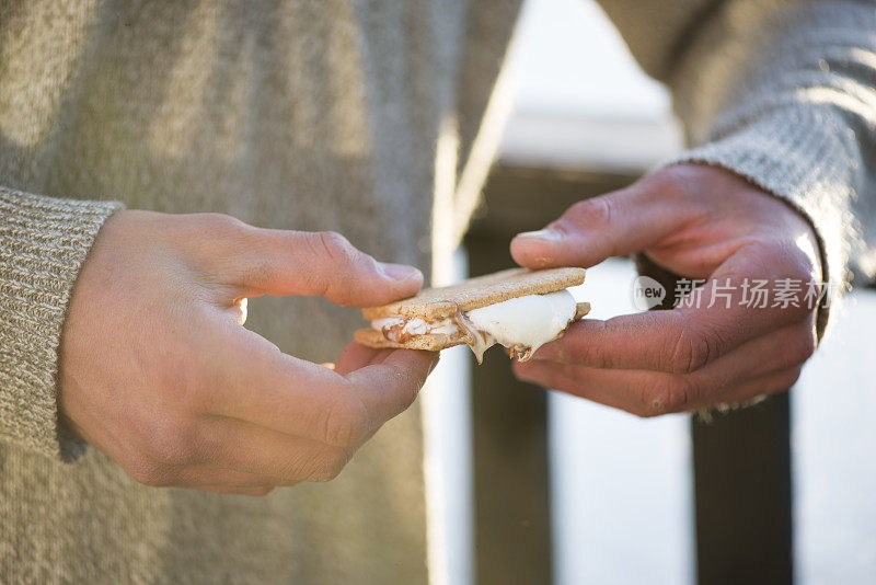 在夏天吃S'more甜点