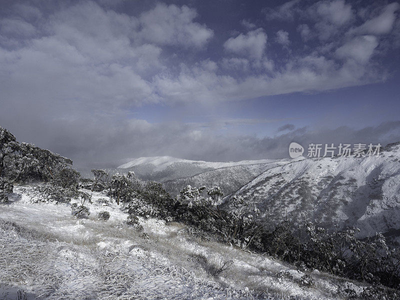 雪山