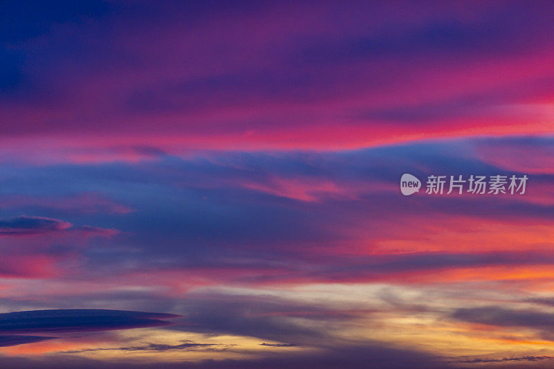 丰富多彩的日落背景