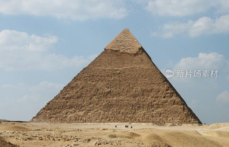 埃及吉萨哈夫拉金字塔