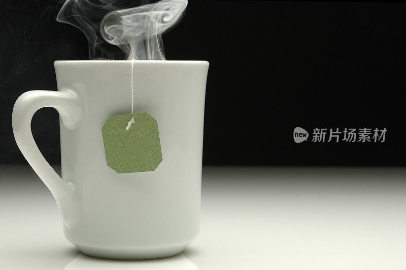 热的绿茶