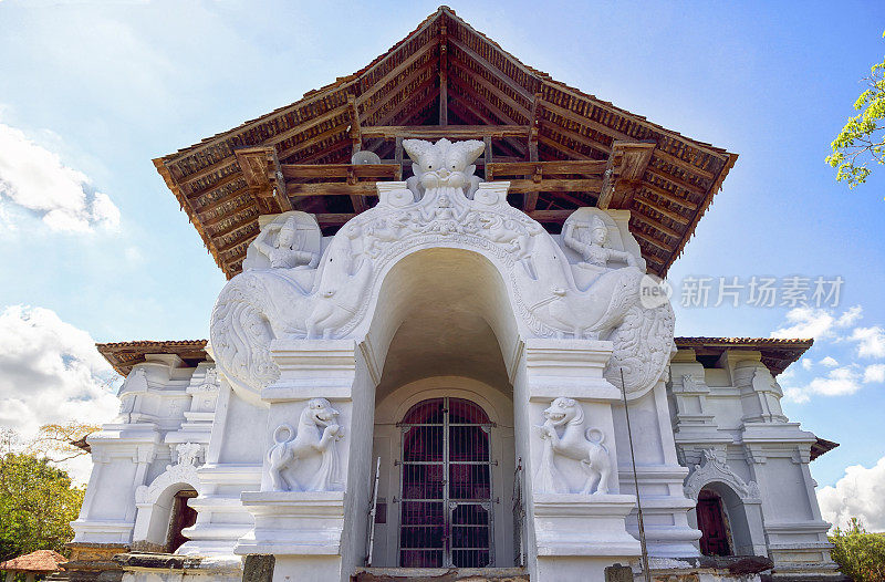 斯里兰卡康提的兰卡蒂拉卡佛寺